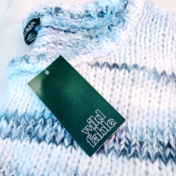 WILD FABLE BLUE & WHITE VARIEGATED CROPPED SWEATER WOMEN'S SIZE XXL - Picture 6 of 7